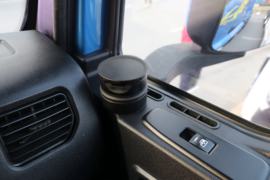 轩德翼3&nbsp;牵引车驾驶室                                               图片