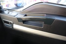 轩德翼3&nbsp;牵引车驾驶室                                               图片