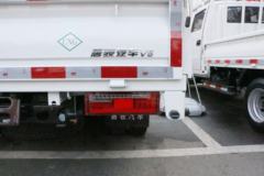 唐骏欧铃 V5-1系列 105马力 CNG 3.01米双排栏板轻卡(ZB1035VSD5L)