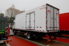 江淮 格尔发K6LII 220马力 4X2 7.2米冷藏车(HFC5181XLCP3K2A53V)