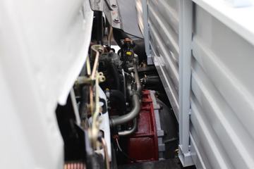 �ƿ�ŷ�� T1ϵ�� 115���� 3.7�׵��������Ῠ(����)ͼƬ