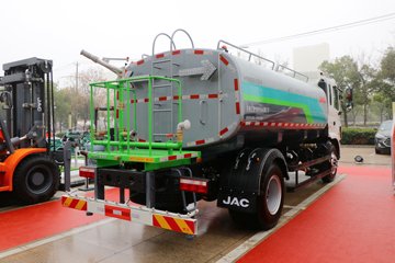 格尔发K5&nbsp;洒水车/喷洒车外观图片