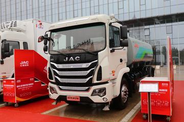 格尔发K5&nbsp;洒水车/喷洒车外观图片