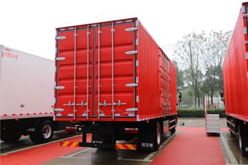 ���� �����A6LII�п� 220���� 4X2 7.8����ʽ�ػ���(����)(HFC5181XXYP3K2A57KS)ͼƬ