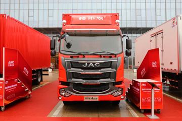 江淮 格尔发A6LII 195马力 4X2 6.8米畜禽运输车(HFC5181CCQP3K4A50S)