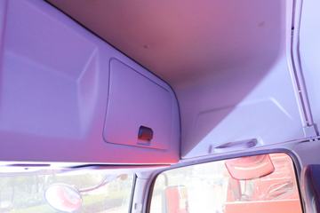 ���� �����A6LII�п� 220���� 4X2 7.8����ʽ�ػ���(����)(HFC5181XXYP3K2A57KS)ͼƬ