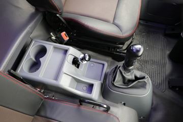 ���� �����A6LII�п� 220���� 4X2 7.8����ʽ�ػ���(����)(HFC5181XXYP3K2A57KS)ͼƬ