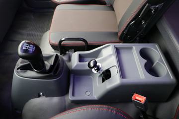 ���� �����A6LII�п� 220���� 4X2 7.8����ʽ�ػ���(����)(HFC5181XXYP3K2A57KS)ͼƬ