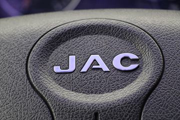 ���� �����A6LII�п� 220���� 4X2 7.8����ʽ�ػ���(����)(HFC5181XXYP3K2A57KS)ͼƬ