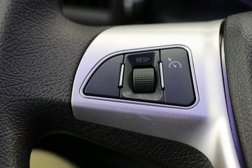 ���� �����A6LII�п� 220���� 4X2 7.8����ʽ�ػ���(����)(HFC5181XXYP3K2A57KS)ͼƬ