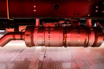 ���� �����A6LII�п� 220���� 4X2 7.8����ʽ�ػ���(����)(HFC5181XXYP3K2A57KS)ͼƬ