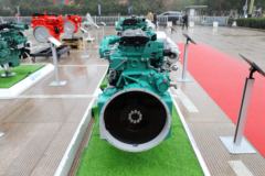 锡柴CA6DL6-36E6 360马力 8.6L 国六 柴油发动机