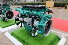 锡柴CA6DL6-36E6 360马力 8.6L 国六 柴油发动机