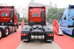 江淮 格尔发K7重卡 490马力 6X2R AMT自动挡牵引车(HFC4252P1K7D33KS)