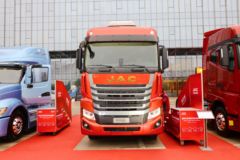 江淮 格尔发K7重卡 490马力 6X2R AMT自动挡牵引车(HFC4252P1K7D33KS)