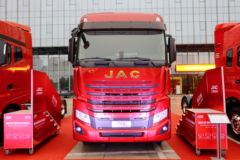 江淮 格尔发K7重卡 540马力 6X4自动挡牵引车(ZF AMT手自一体)(HFC4252P13K7E33S7V)