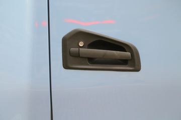 ���� �����V7�ؿ� 560���� 6X4 AMT�Զ�����ͷǣ����(����b)(HFC4253C1K7E45KS)ͼƬ