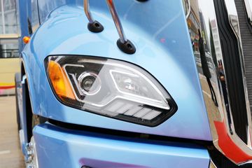 ���� �����V7�ؿ� 560���� 6X4 AMT�Զ�����ͷǣ����(����b)(HFC4253C1K7E45KS)ͼƬ