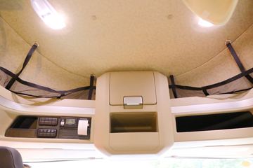 ���� �����V7�ؿ� 560���� 6X4 AMT�Զ�����ͷǣ����(����b)(HFC4253C1K7E45KS)ͼƬ