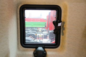 ���� �����V7�ؿ� 560���� 6X4 AMT�Զ�����ͷǣ����(����b)(HFC4253C1K7E45KS)ͼƬ