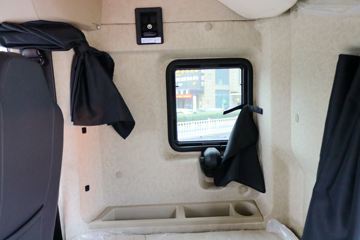 ���� �����V7�ؿ� 560���� 6X4 AMT�Զ�����ͷǣ����(����b)(HFC4253C1K7E45KS)ͼƬ