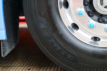 ���� �����V7�ؿ� 560���� 6X4 AMT�Զ�����ͷǣ����(����b)(HFC4253C1K7E45KS)ͼƬ