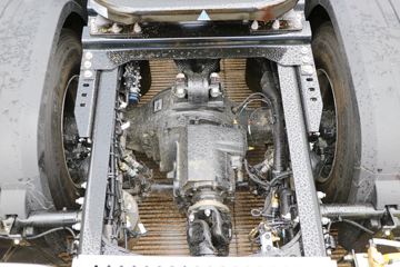 ���� �����V7�ؿ� 560���� 6X4 AMT�Զ�����ͷǣ����(����b)(HFC4253C1K7E45KS)ͼƬ