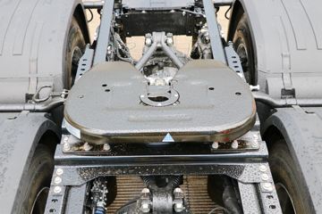 ���� �����V7�ؿ� 560���� 6X4 AMT�Զ�����ͷǣ����(����b)(HFC4253C1K7E45KS)ͼƬ