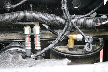 ���� �����V7�ؿ� 560���� 6X4 AMT�Զ�����ͷǣ����(����b)(HFC4253C1K7E45KS)ͼƬ