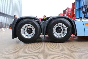 ���� �����V7�ؿ� 560���� 6X4 AMT�Զ�����ͷǣ����(����b)(HFC4253C1K7E45KS)ͼƬ