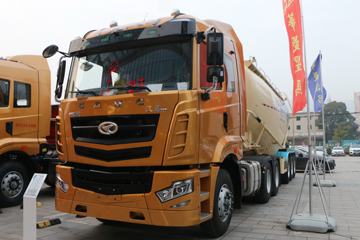 华菱 汉马H7重卡 460马力 6X4 牵引车(国六)(HN4250H46C4M6)