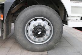 华菱M5&nbsp;牵引车底盘                                                图片