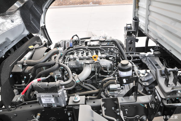 降价促销 骏铃V5载货车 仅售9.92万元