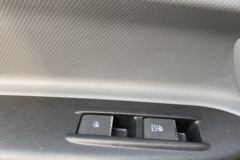 江淮 帅铃Q8 154马力 4X2 5.25米排半栏板载货车(HFC1141P91K1C6V)