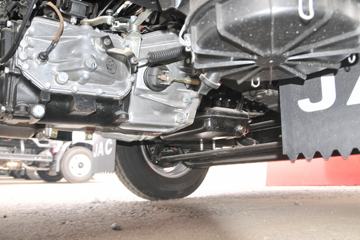 ���� ����E3 102���� 3.7�׵��������ῨͼƬ