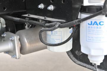 ���� ����E3 102���� 3.7�׵��������ῨͼƬ