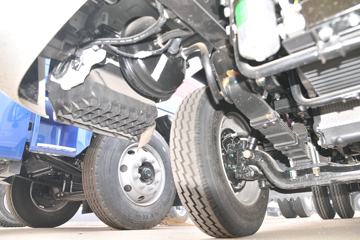 ���� ����E3 102���� 3.7�׵��������ῨͼƬ