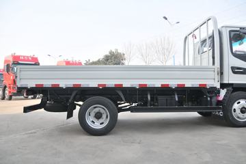 ���� ����E3 102���� 3.7�׵��������ῨͼƬ