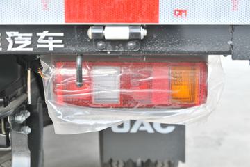 ���� ����E3 102���� 3.7�׵��������ῨͼƬ