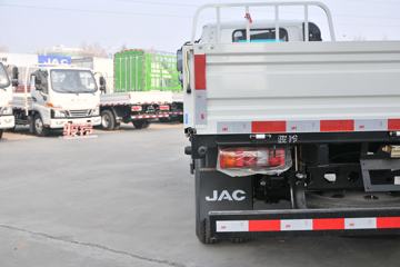 ���� ����E3 102���� 3.7�׵��������ῨͼƬ