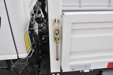 ���� ����E3 102���� 3.7�׵��������ῨͼƬ