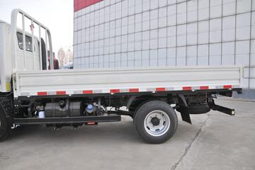 ���� ����E3 102���� 3.7�׵��������ῨͼƬ