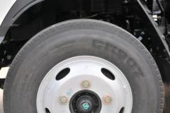 江淮 骏铃E5 116马力 4.15米单排厢式轻卡(HFC5043XXYP92K1C2V-S)