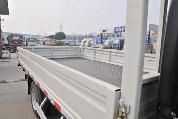 ���� ����V6 131���� 3.85���Ű������ῨͼƬ