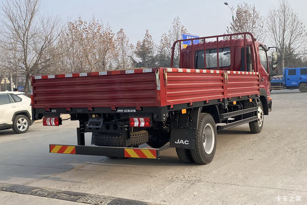 江淮骏铃V8载货汽车，大马力，大吨位，载货无忧