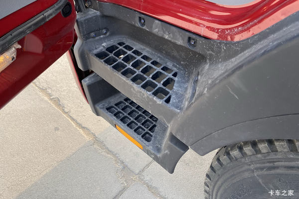 降价促销 镇江骏铃V8载货车仅售12.98万