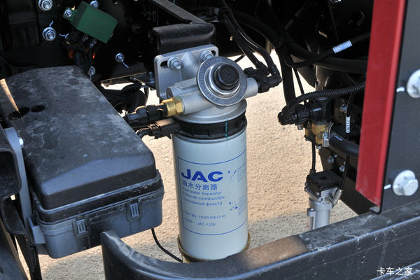 降价促销 镇江骏铃V8载货车仅售12.98万