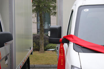 ������Խ��X3 3.5T 3.19�׵��Ŵ��綯��ʽ΢��53kWhͼƬ