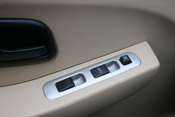 ������Խ��X3 3.5T 3.19�׵��Ŵ��綯��ʽ΢��53kWhͼƬ