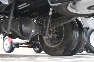 ������Խ��X3 3.5T 3.19�׵��Ŵ��綯��ʽ΢��53kWhͼƬ